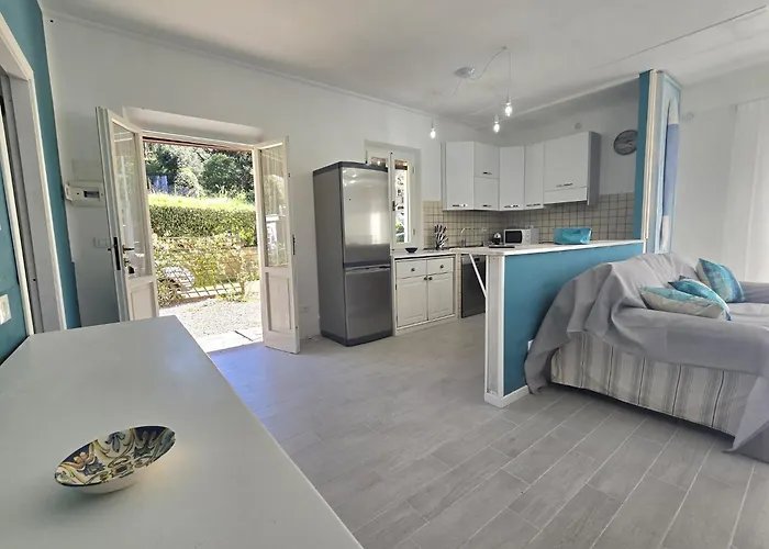 Апартаменты Chez Choucas Maison E Maisonette - Goelba *