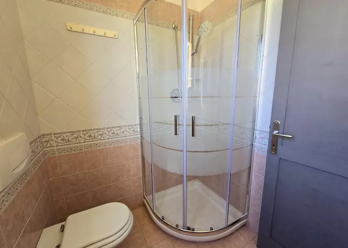 Chez Choucas Maison E Maisonette - Goelba Апартаменты *